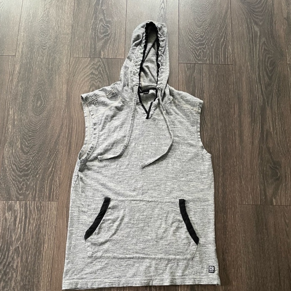Distortion Men’s Sleeveless Hoodie